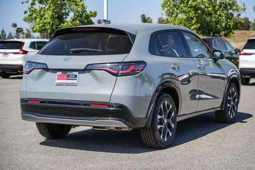 Urban Gray Pearl 2027 Honda HR-V EX-L