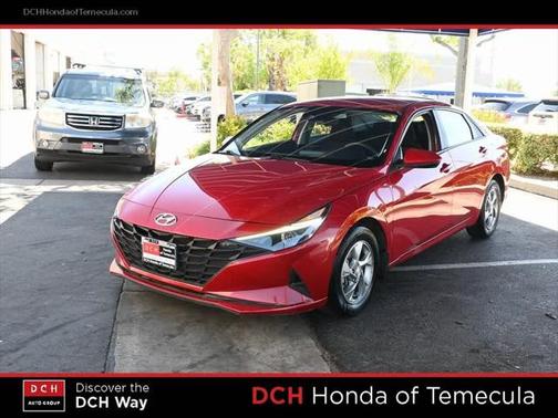 2022 Hyundai ELANTRA SE