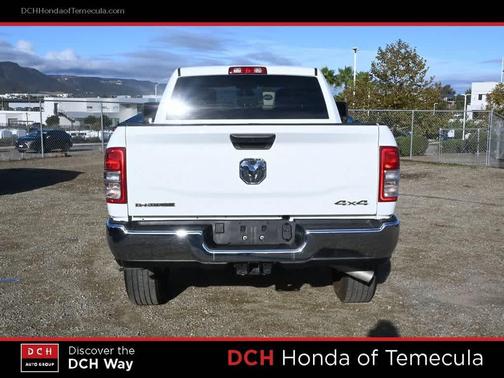 2024 RAM 2500 Big Horn Crew Cab 4x4 6'4' Box