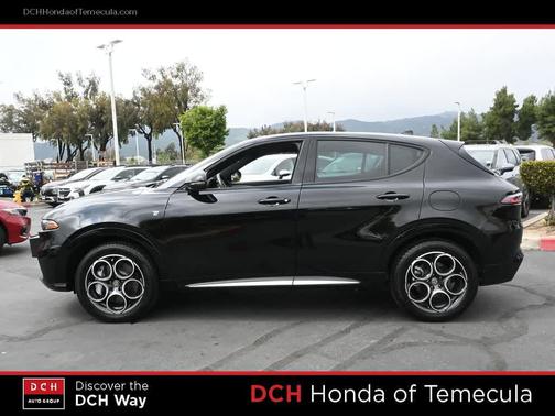 Alfa Black 2024 Alfa Romeo Tonale Ti EAWD