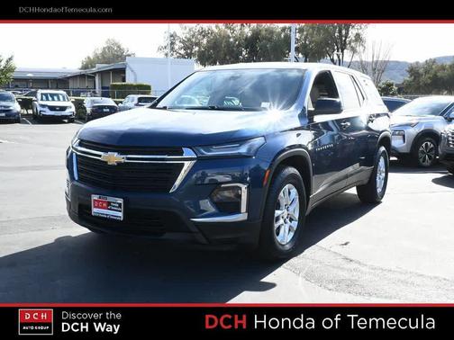 Northsky Blue Metallic 2022 Chevrolet Traverse LS