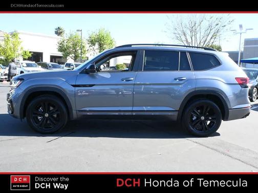 Platinum Gray Metallic 2022 Volkswagen Atlas 3.6L SEL