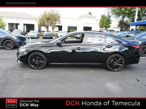 2022 Nissan Altima SR FWD