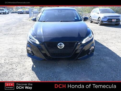 2022 Nissan Altima SR FWD