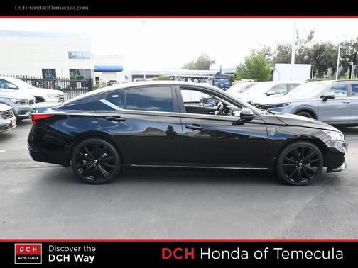 2022 Nissan Altima SR FWD