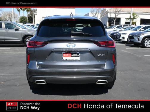 2022 INFINITI QX50 LUXE AWD