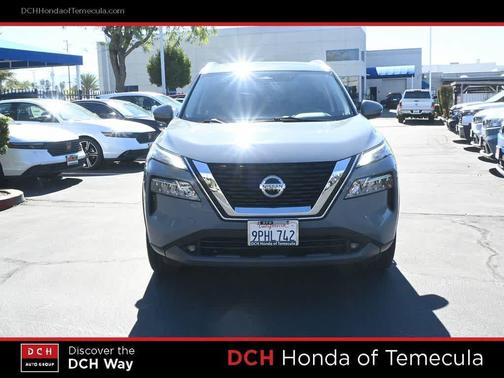 Boulder Gray Pearl 2021 Nissan Rogue SL