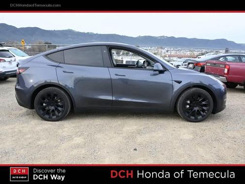 2023 Tesla Model Y Long Range Dual Motor All-Wheel Drive