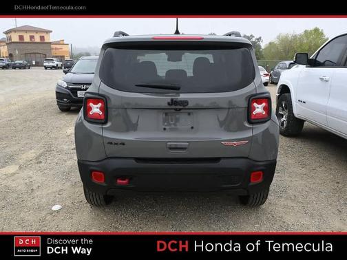 2023 Jeep Renegade Trailhawk