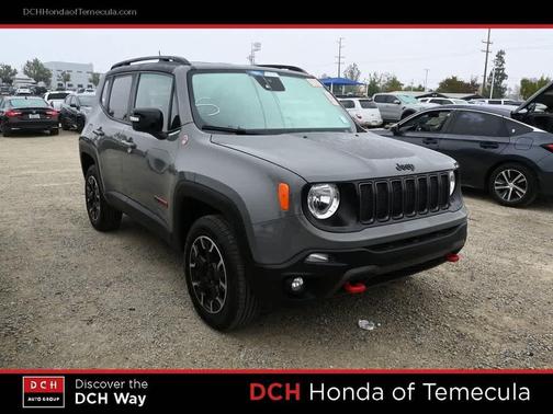 2023 Jeep Renegade Trailhawk