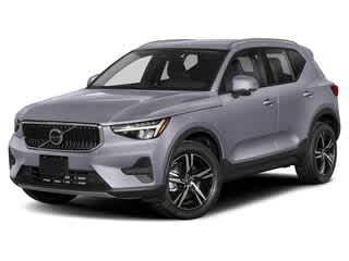 Silver Dawn Metallic 2023 Volvo XC40 B5 Ultimate Dark Theme