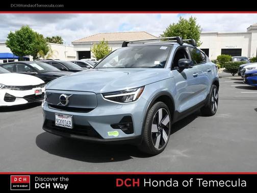Thunder Gray Metallic 2023 Volvo C40 Recharge Pure Electric Twin Plus