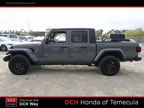 2022 Jeep Gladiator Altitude 4x4