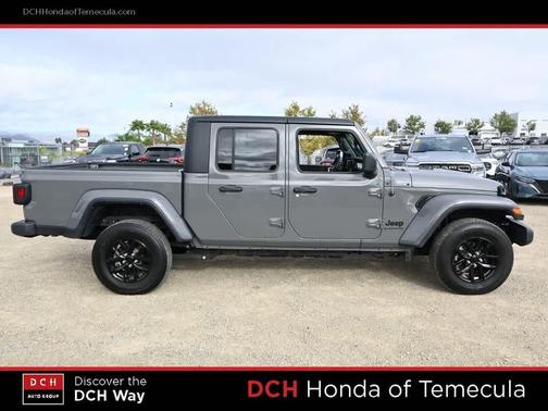 2022 Jeep Gladiator Altitude 4x4