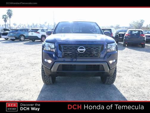 2022 Nissan Frontier SV