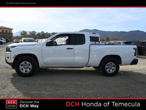 2024 Nissan Frontier S