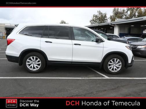 Platinum White Pearl 2021 Honda Pilot 2WD LX