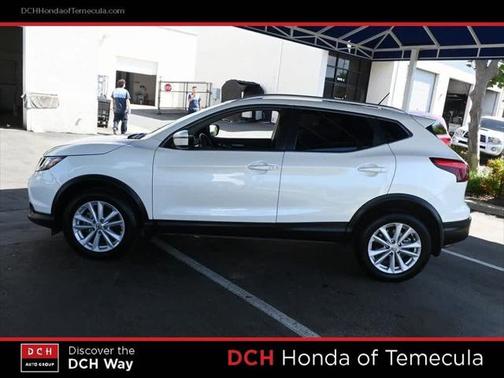 2017 Nissan Rogue Sport SV
