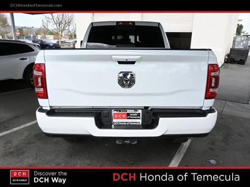 2024 RAM 2500 Laramie Crew Cab 4x4 6'4' Box