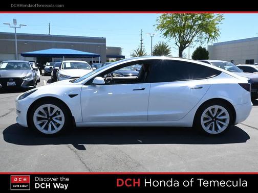 Pearl White Multi-Coat 2021 Tesla Model 3 Standard Range Plus