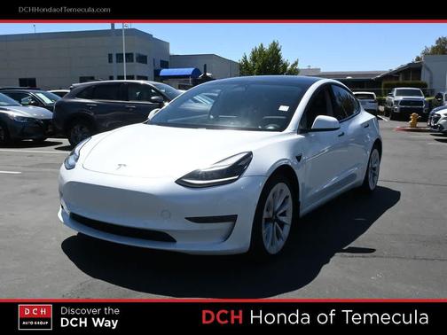 Pearl White Multi-Coat 2021 Tesla Model 3 Standard Range Plus