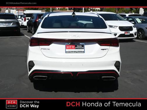 Snow White Pearl 2023 Kia Forte GT