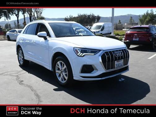 2024 Audi Q3 Premium 40 TFSI quattro Tiptronic