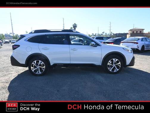 Crystal White Pearl 2020 Subaru Outback Touring XT