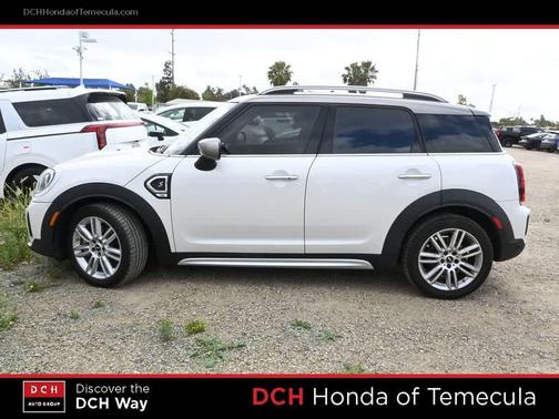 Nanuq White Metallic 2024 MINI Countryman Cooper S