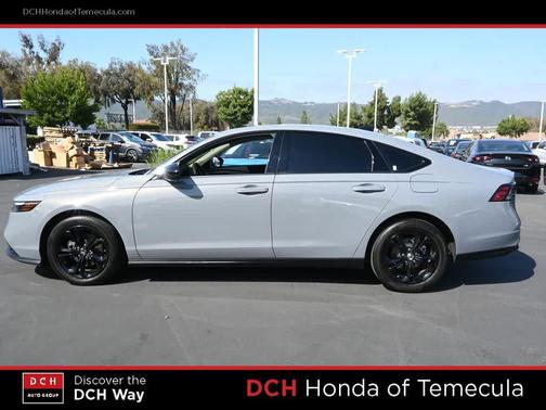 Urban Gray Pearl 2025 Honda Accord SE