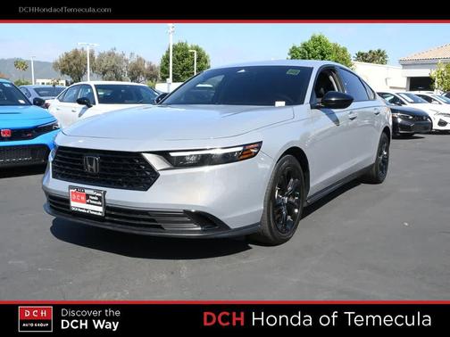 Urban Gray Pearl 2025 Honda Accord SE