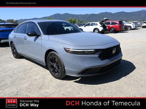 Urban Gray Pearl 2025 Honda Accord SE