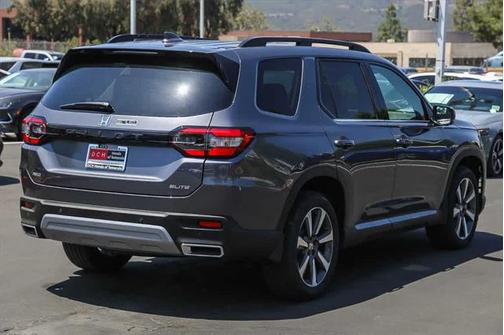 2025 Honda Pilot Elite