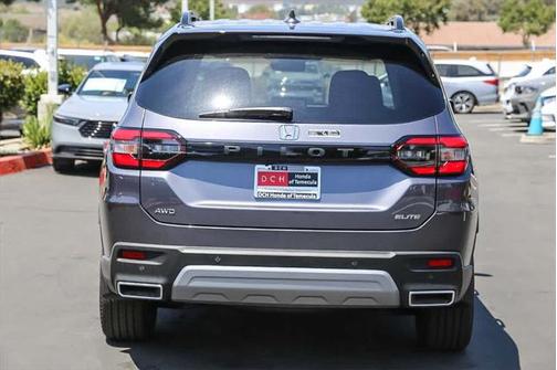 2025 Honda Pilot Elite