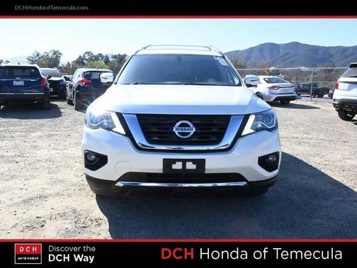 2020 Nissan Pathfinder Platinum 2WD