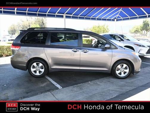 2011 Toyota Sienna LE