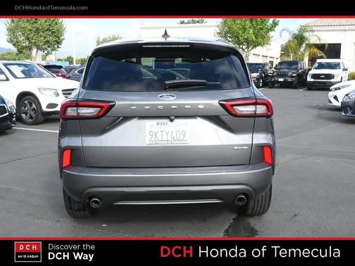 Carbonized Gray Metallic 2024 Ford Escape ST-Line