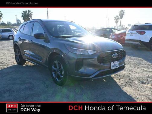 Carbonized Gray Metallic 2024 Ford Escape ST-Line
