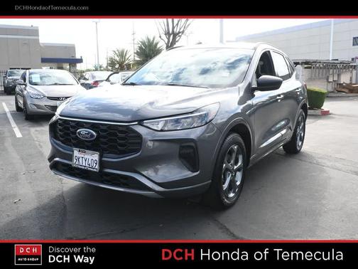 Carbonized Gray Metallic 2024 Ford Escape ST-Line