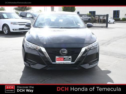 Super Black 2023 Nissan Sentra SV