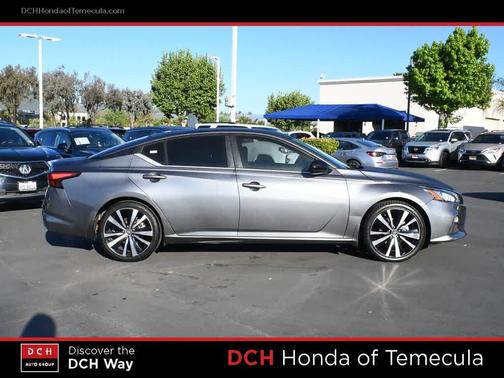 Gun Metallic 2022 Nissan Altima SR FWD