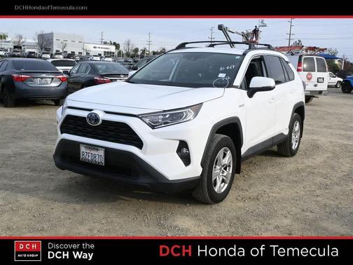 2021 Toyota RAV4 Hybrid XLE