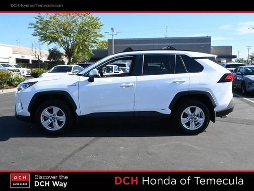 2021 Toyota RAV4 Hybrid XLE