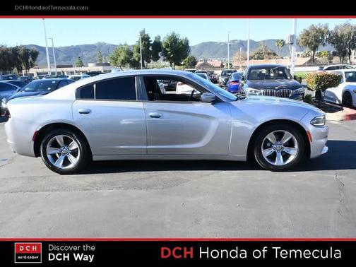 2016 Dodge Charger SXT