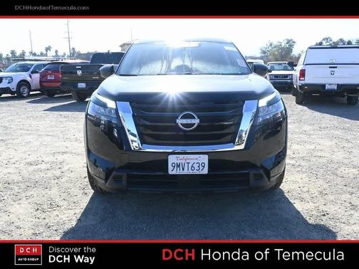 2024 Nissan Pathfinder S FWD