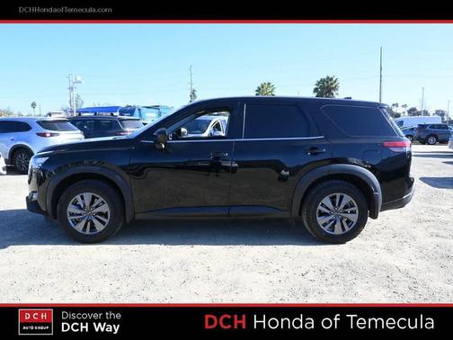 2024 Nissan Pathfinder S FWD
