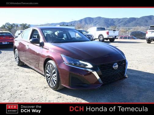 2025 Nissan Altima SV FWD