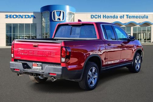 Radiant Red Metallic II 2026 Honda Ridgeline RTL