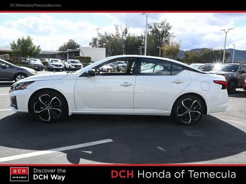 2023 Nissan Altima SR FWD