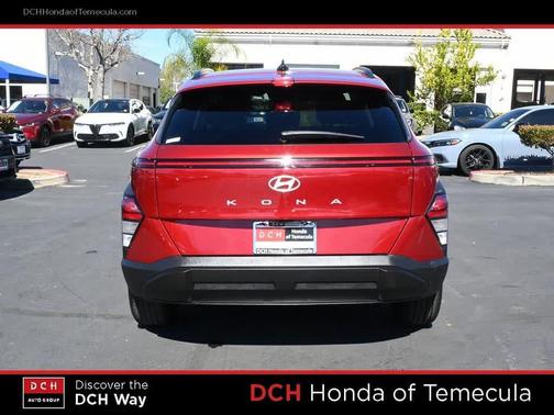 2025 Hyundai KONA SEL